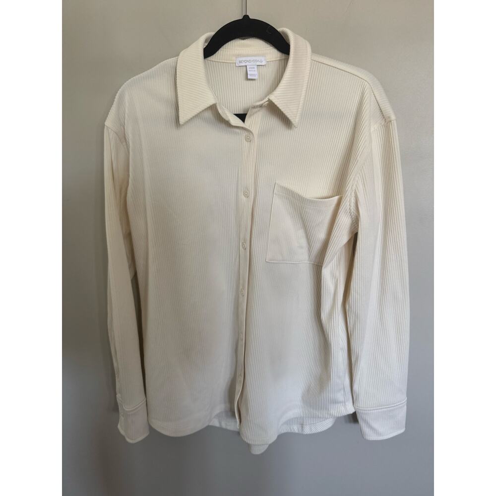 NWOT Beyond Yoga Breathe Easy Comfort Cord Button Up in Dove SZ M